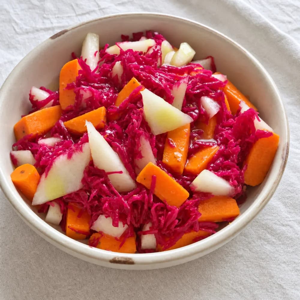 Salata od rendane cvekle i šargarepe
